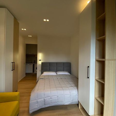 Cozycomfy Studio Tirana Esterno foto