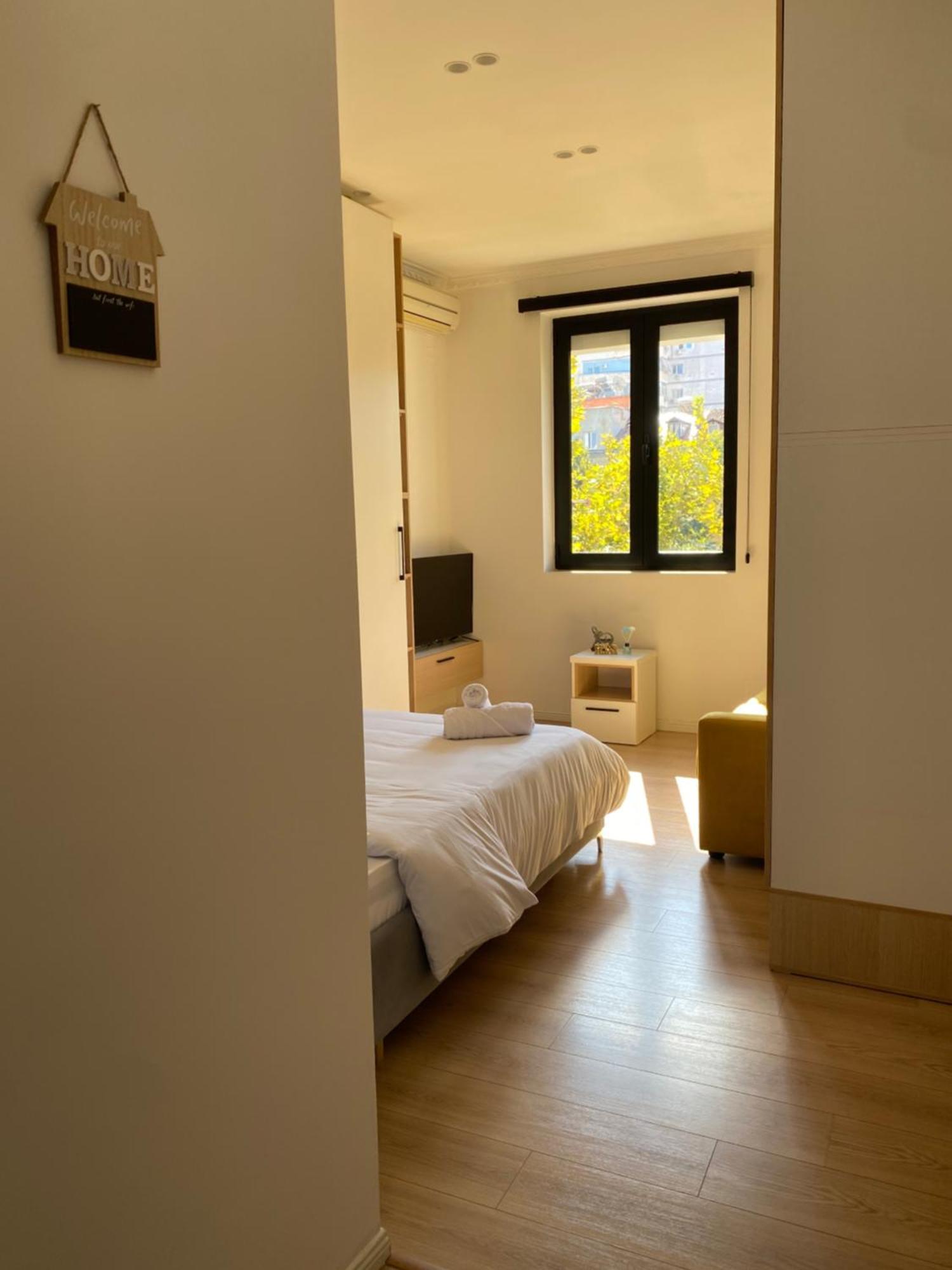 Cozycomfy Studio Tirana Esterno foto