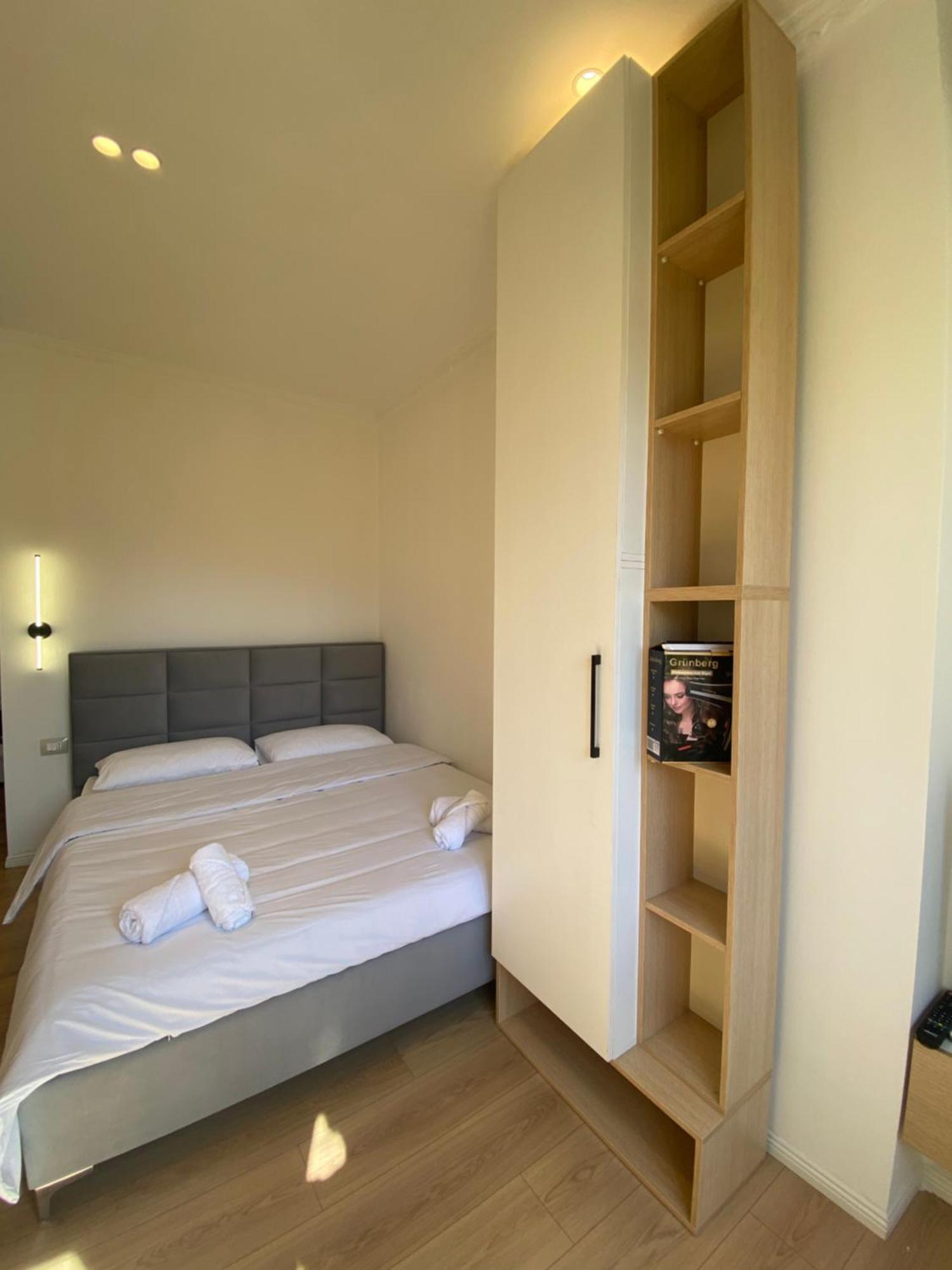 Cozycomfy Studio Tirana Esterno foto
