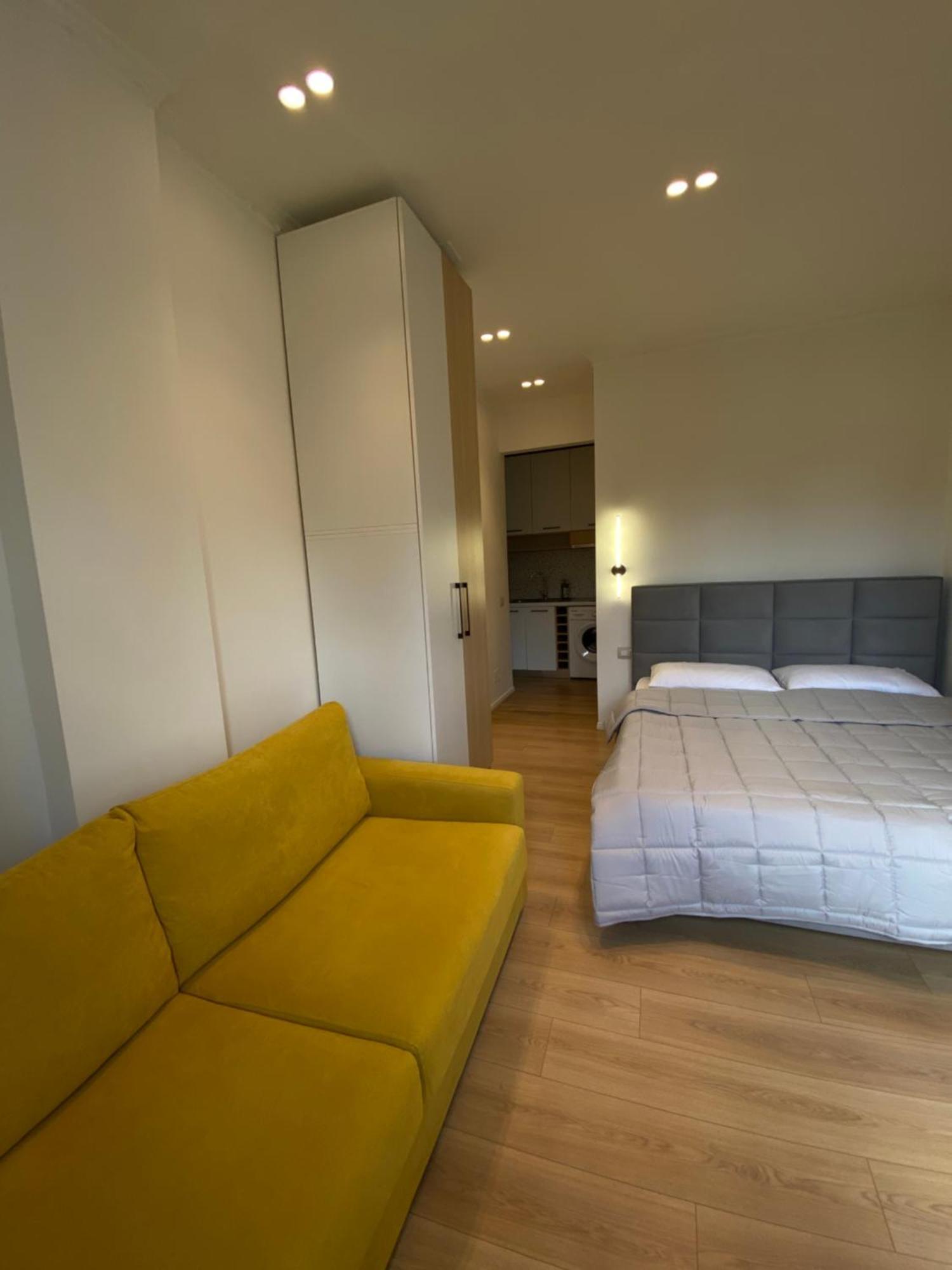 Cozycomfy Studio Tirana Esterno foto